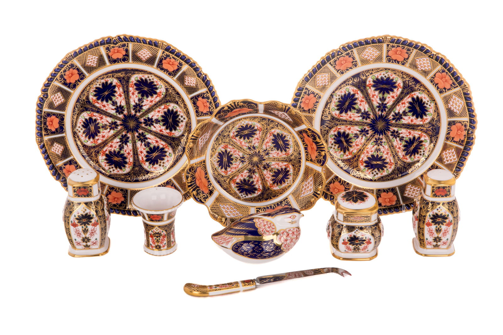 GROUP OF ROYAL CROWN DERBY IMARI PORCELAIN (1 of 3)