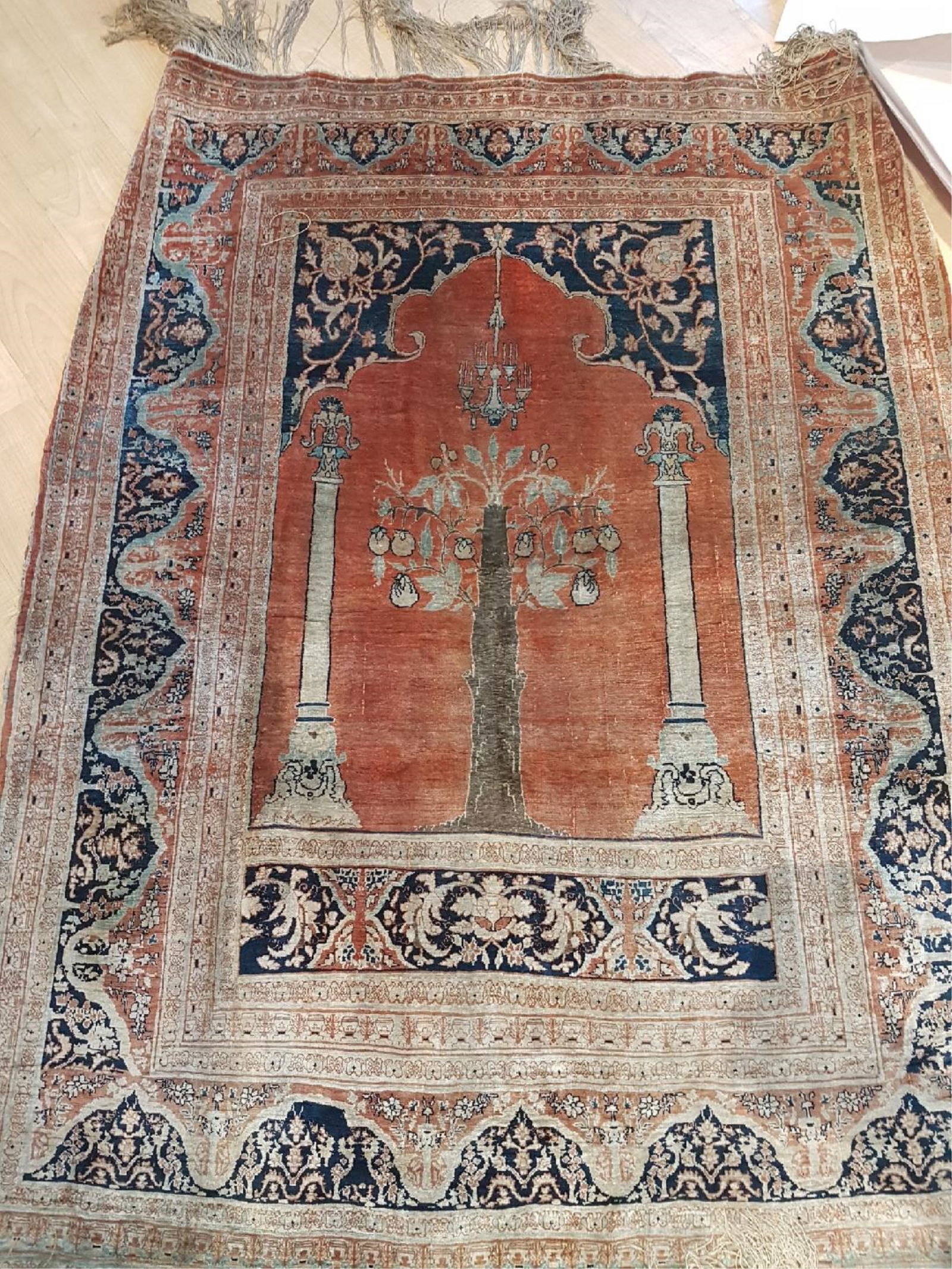 ANTIQUE PERSIAN SILK TABRIZ RUG (1 of 3)