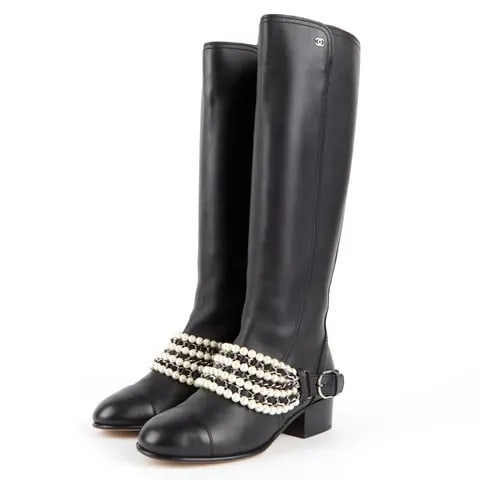 CHANEL BLACK CALFSKIN HAMBURG PEARL CHAIN BOOTS (1 of 1)