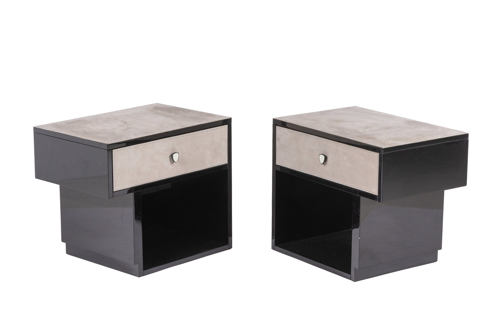 PAIR OF TONINO LAMBORGHINI SIDETABLES (1 of 5)