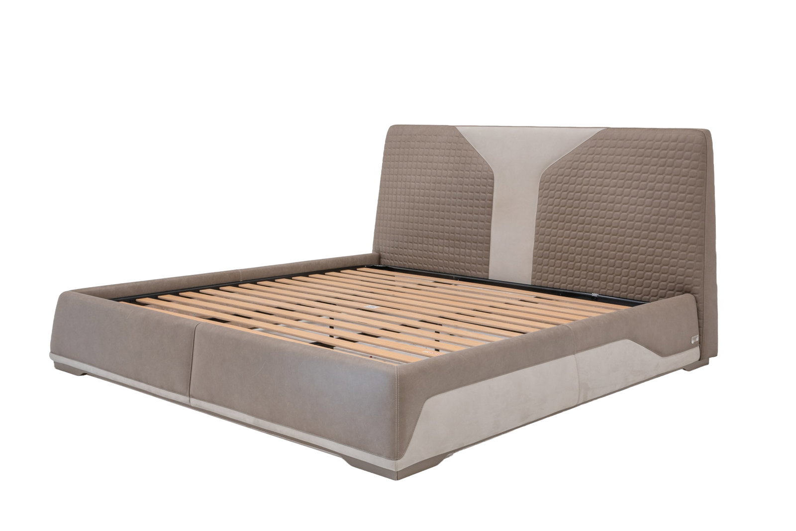 ASTON MARTIN KING SIZE LEATHER BED FRAME (1 of 2)