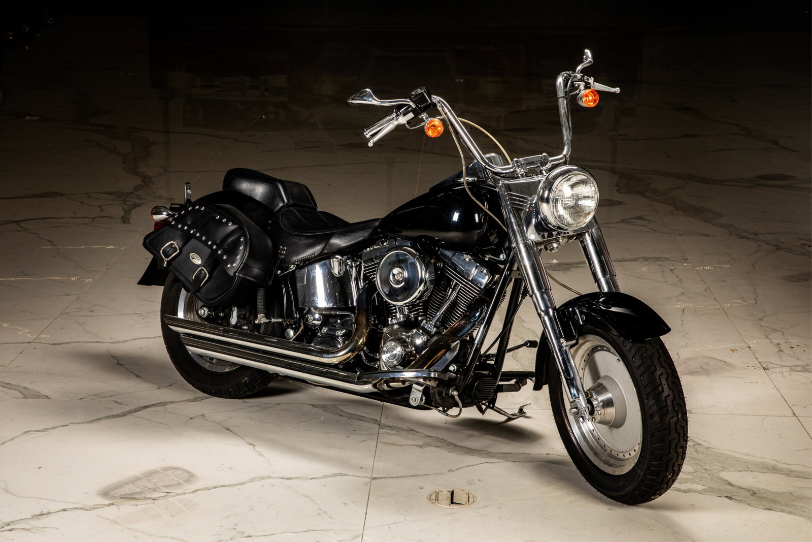 HARLEY DAVIDSON FAT BOY MOTORCYCLE (1 of 7)