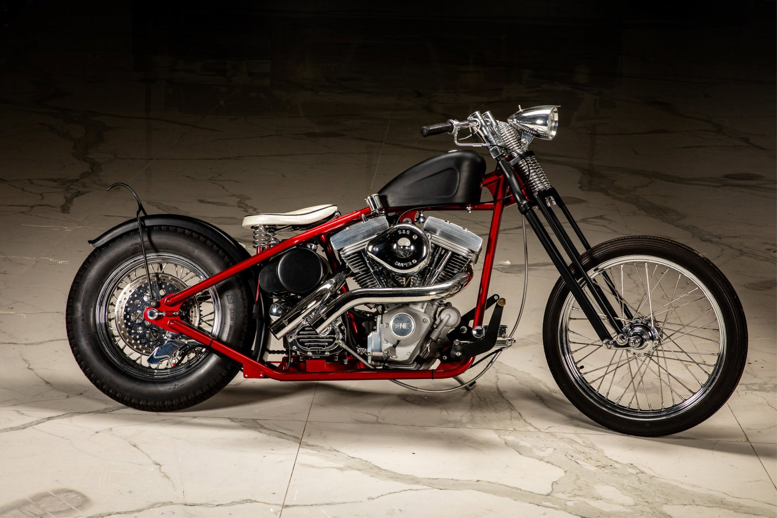 HARLEY DAVIDSON CUSTOM BOBBER MOTORCYCLE (1 of 6)