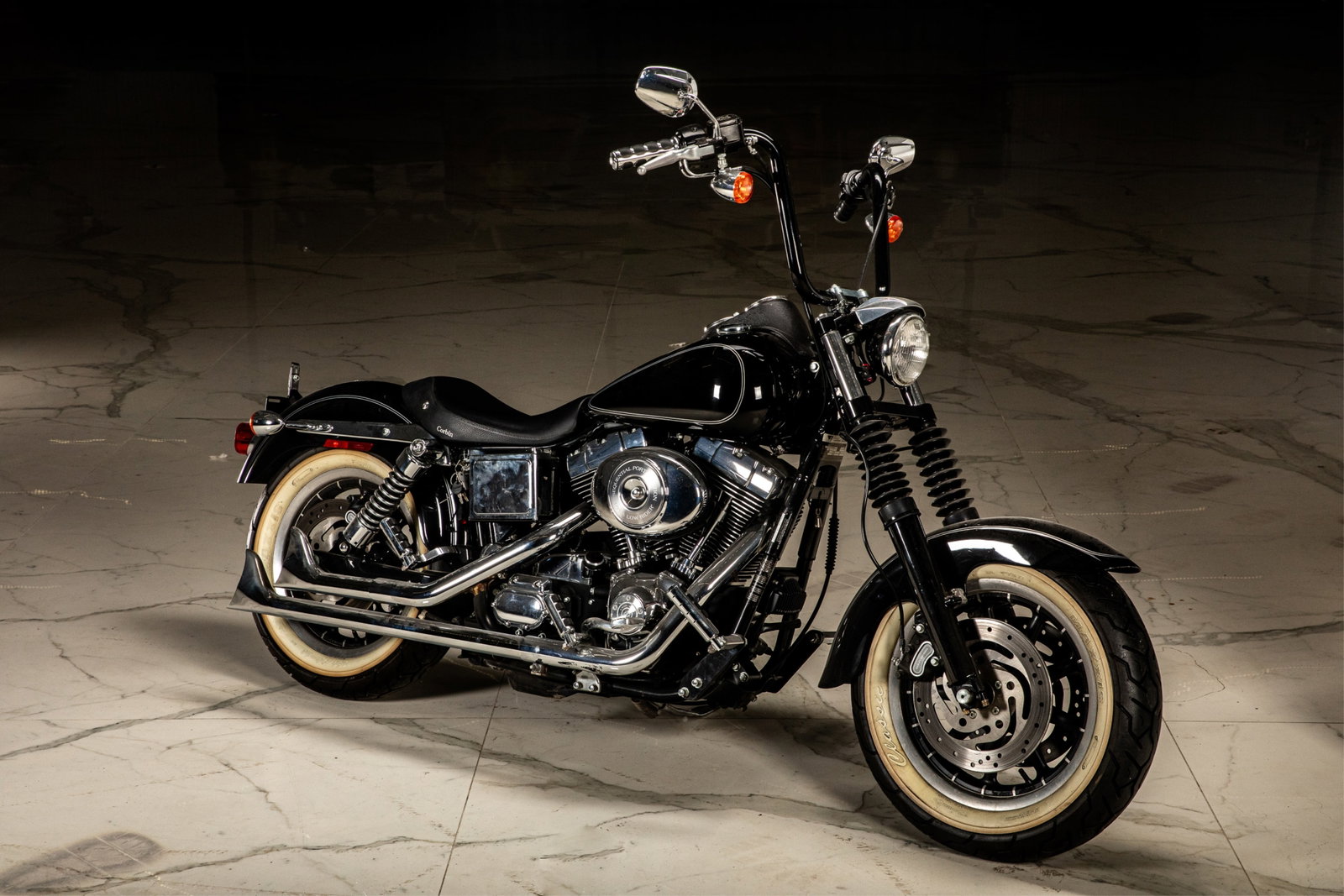 2004 HARLEY DAVIDSON DYNA LOW 1450: VIN: 1HD1GNW134K329426 Model Year: 2004 Make: HARLEY-DAVIDSON Model: Dyna Low RiderBody Class: Motorcycle - Custom Gross Vehicle Weight Rating: Class 1A: 3,000 lb or less (1,360 kg or less)