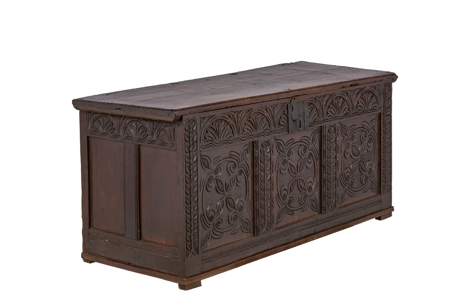 ENGLISH 17th C. OAK COFFER (1 of 7)