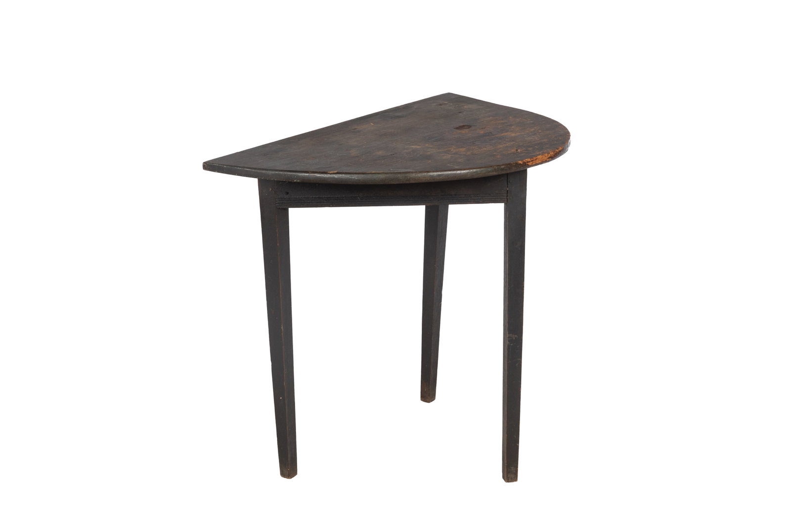 19th C. AMERICAN DEMI-LUNE TABLE: American early 19th century demi-lune side table with dry untouched surface. The rectangular apron with reeded lower edges. New England or Maritimes, ca. 1800-1820. H. 25 1/2in x W. 30 3/4in x D. 19