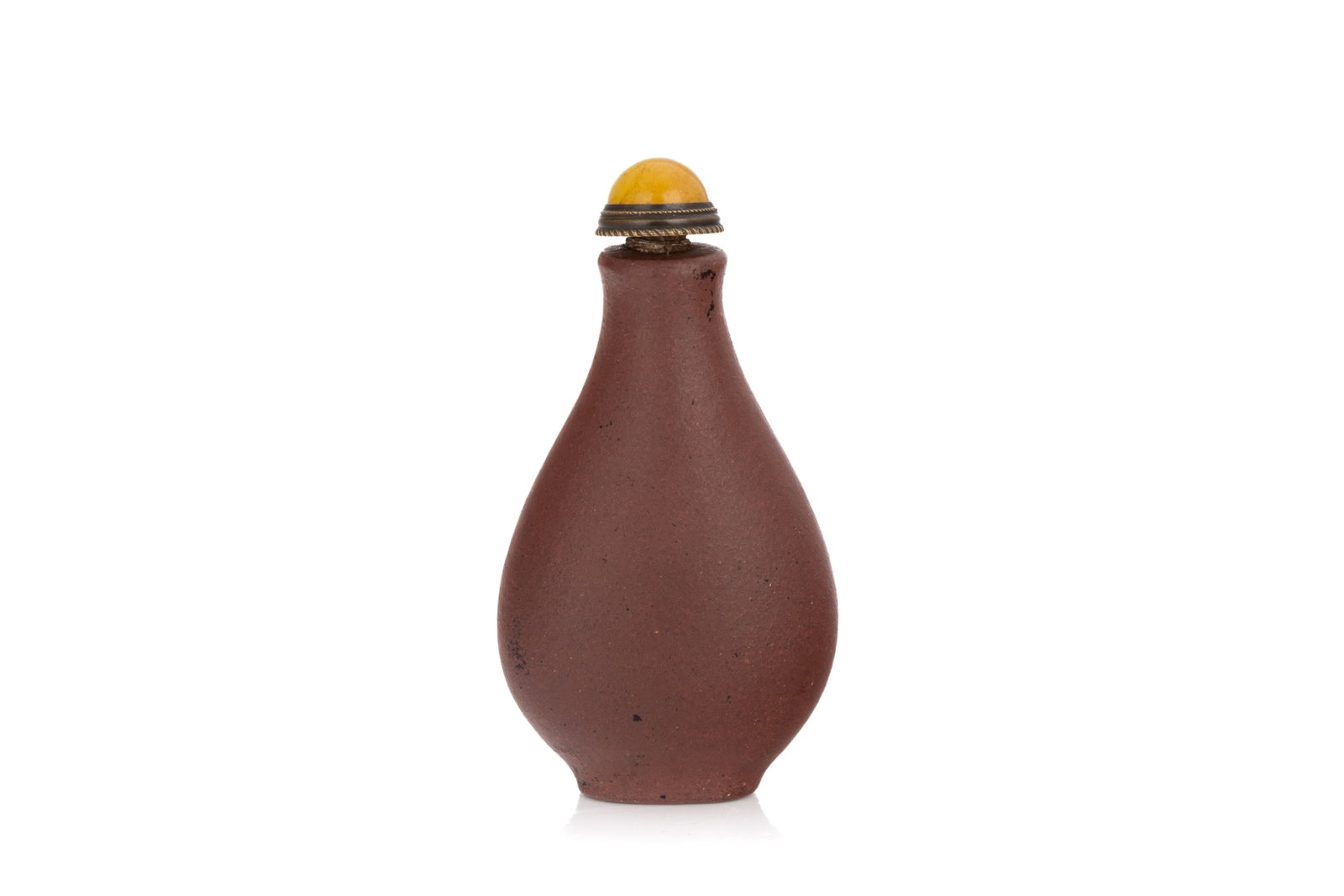 YIXING BALUSTER FORM SNUFF BOTTLE, MENGCHEN MARK: Of flattened baluster form with a "Mengchen" mark to the underside. Stopper. H. 7.5 cm