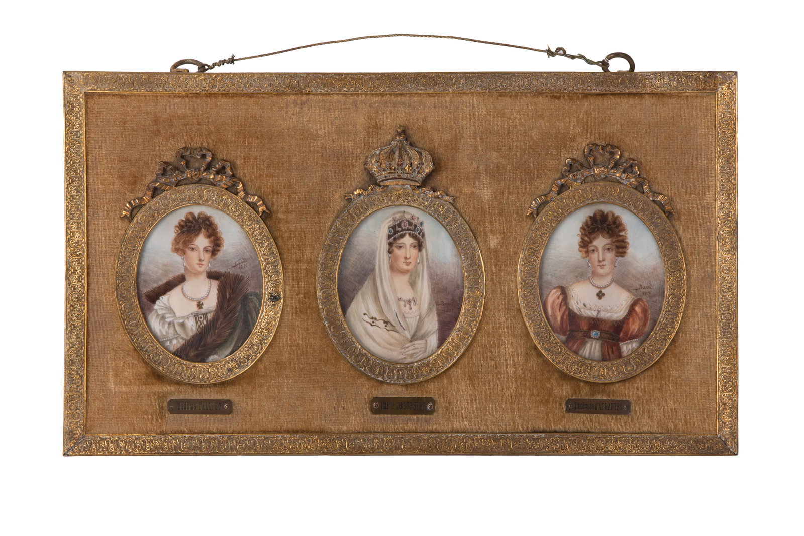 ANTIQUE FRENCH GILT FRAME WITH THREE PORTRAITS (1 of 6)