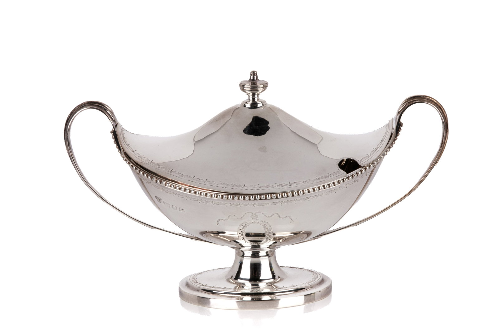 ELIZABETH II SILVER TWO-HANDLED SAUCE TUREEN, 509g: 1 oval form silver sauce tureen. Hallmarked for London 1975, C.J. Vander Ltd. Weight 509grams L. 9 1/2in (24.1cm)