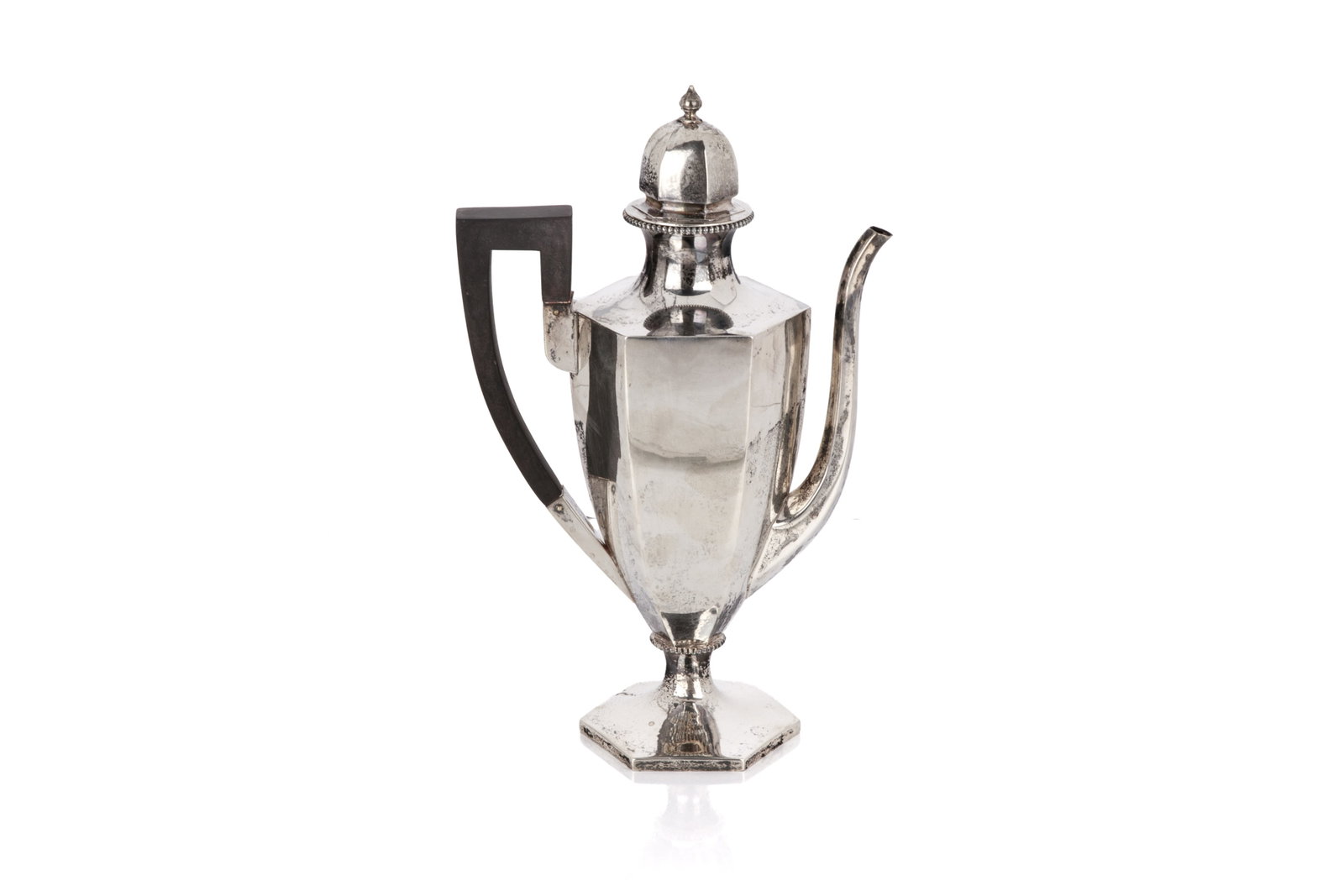 EARLY BIRKS CANADIAN SILVER COFFEE POT 400g: An early Birks sterling silver coffee pot, Montreal, 1899. The tapered hexagonal pot with a similar shaped lid bears a small letter "a" as part of the marks. This was the first time Birks used a date 