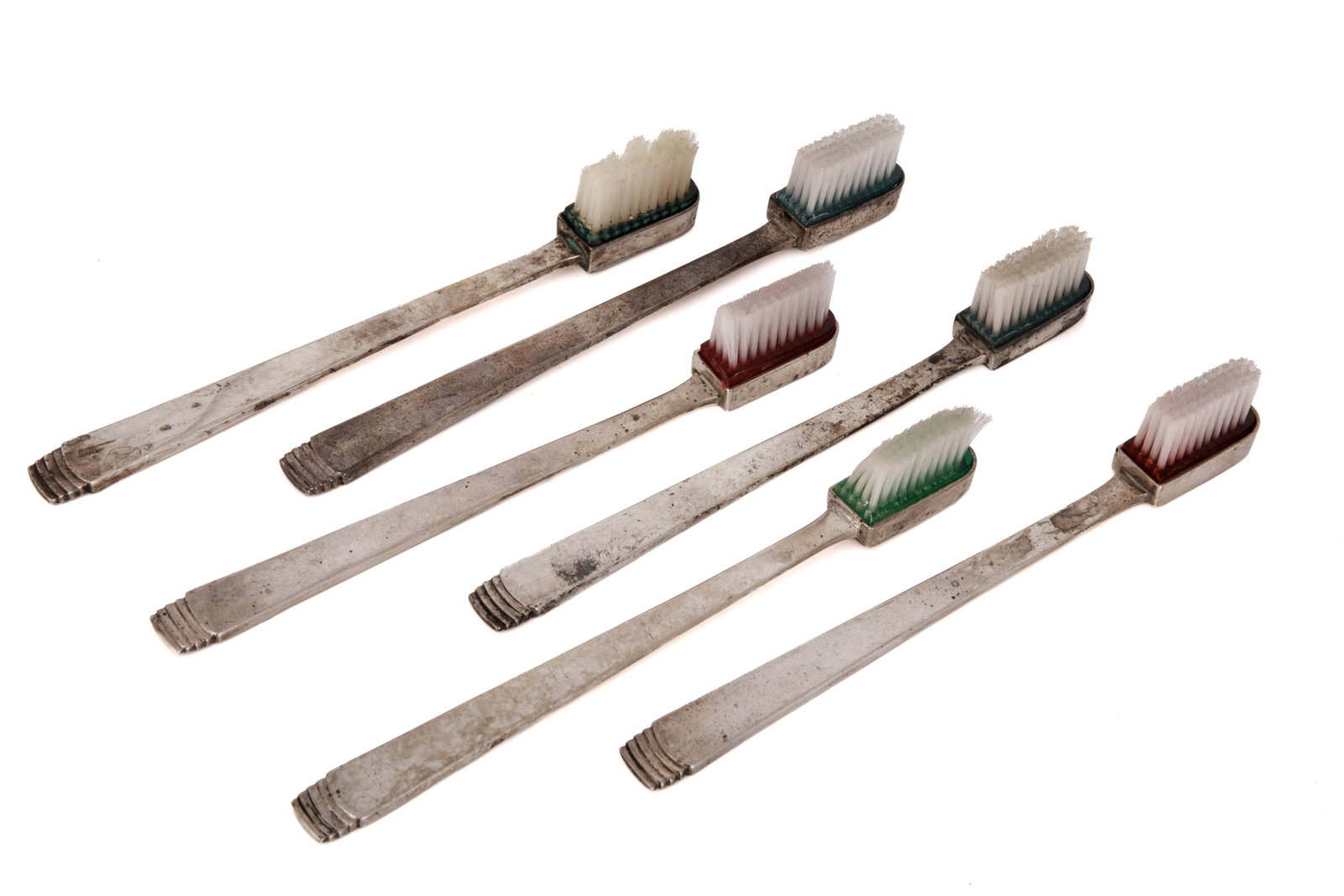SILVER TOOTH BRUSHES BY MICHAEL SURMAN 200g (1 of 2)