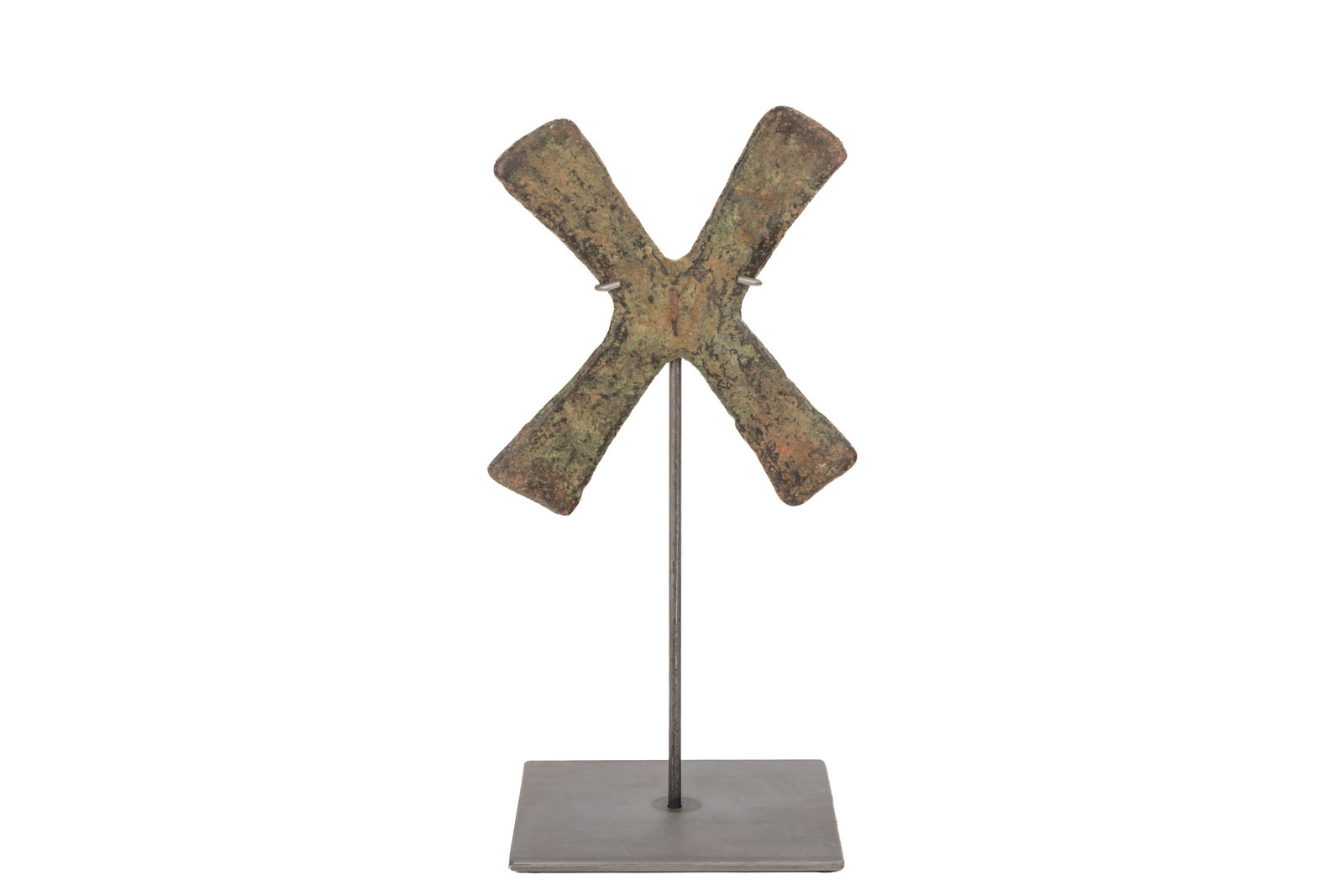 19th CENTURY CAST COPPER KATANGA CROSS: Also known as a handa, this x-shaped cast copper ingot was used as a form of money in parts of Central Africa - now known as the Democratic Republic of the Congo - in the 19th and early 20th