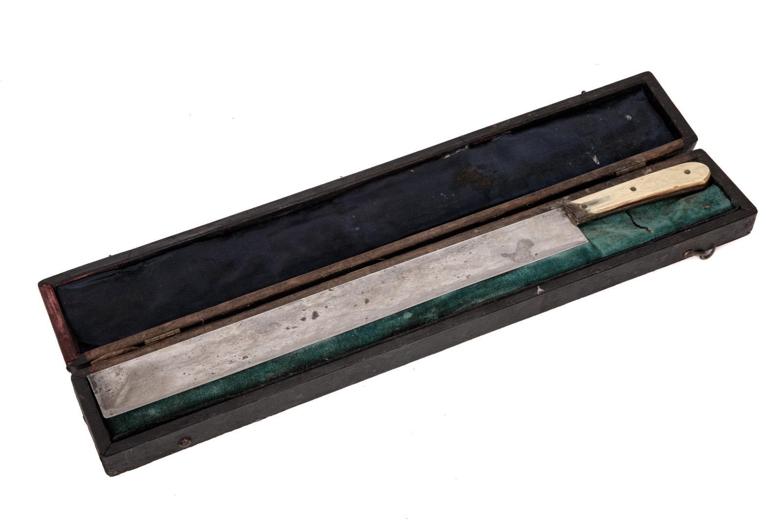 ANTIQUE KOSHER RITUAL SLAUGHTER KNIFE IN CASE: Chalef / shechita knife with large blade and well used handle in fitted case. L 20in (51cm)