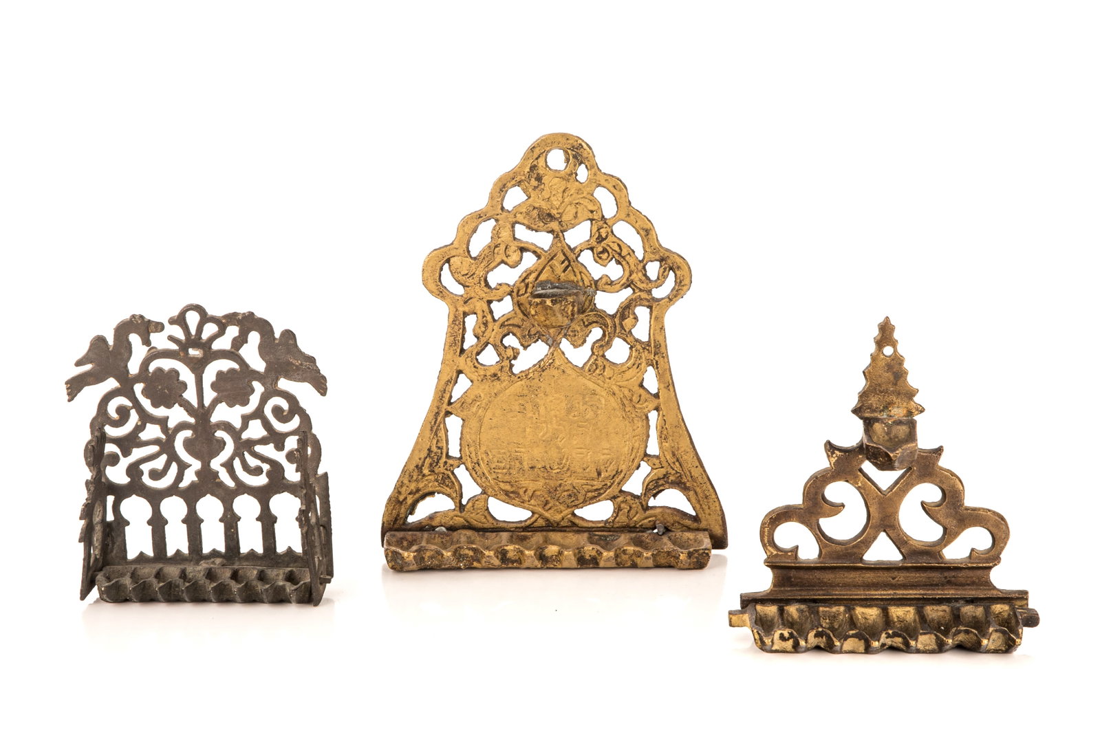 THREE ANTIQUE HANGING HANUKKAH LAMPS: H 8in(20cm) x L 6 1/4in (16cm)