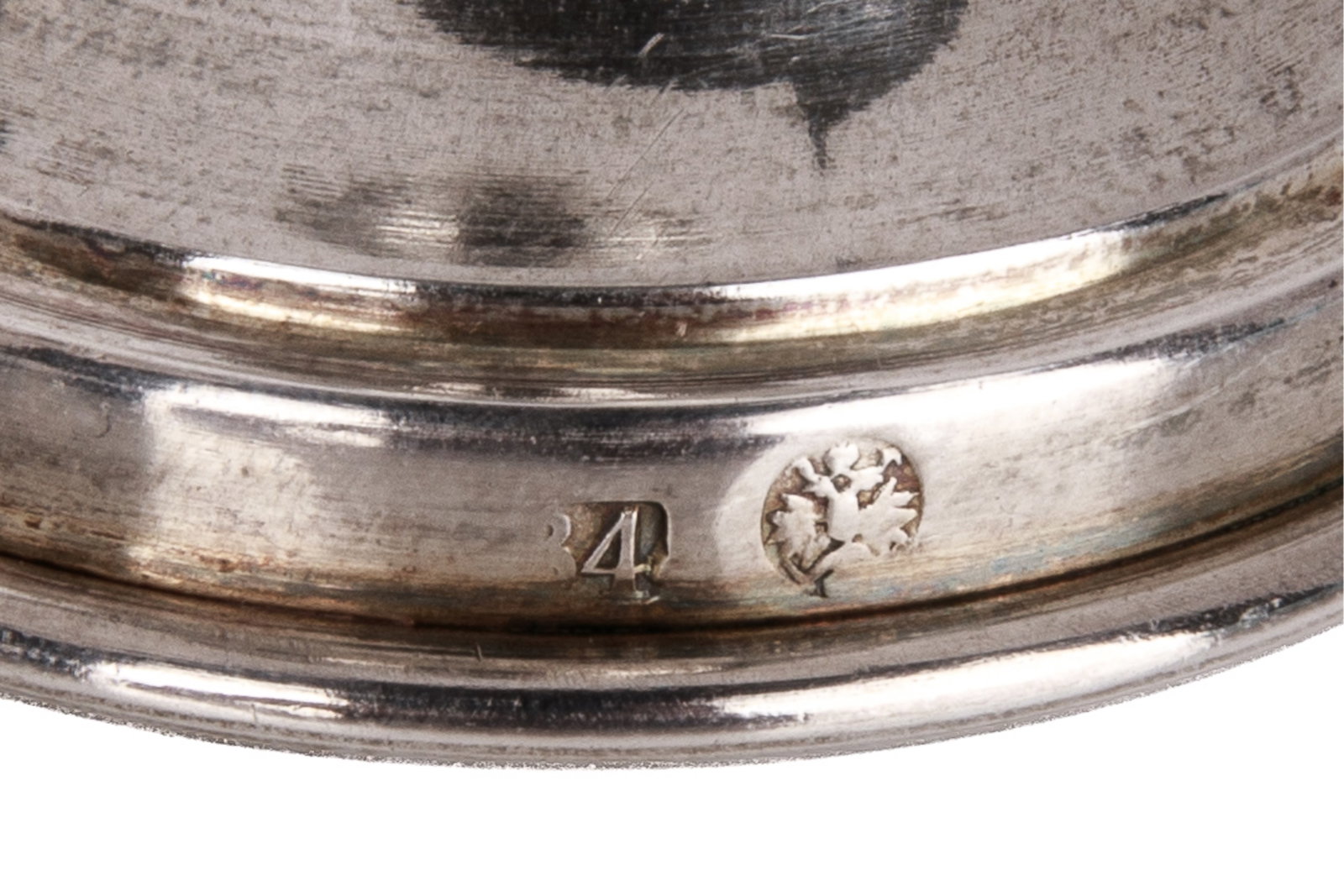 EIGHT SILVER KIDDUSH CUPS, 362g - 6