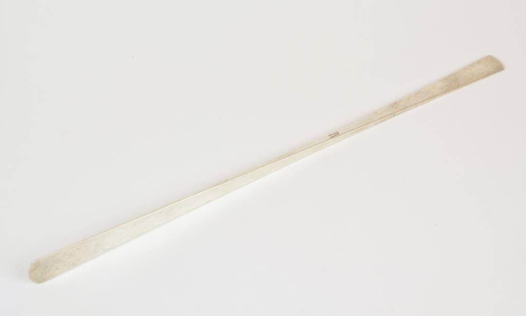Ronald Hayes Pearson Silver Cocktail Stir Stick: Modernist pattern. 51 g. L 25.7 cm. (10 1/8 in.)