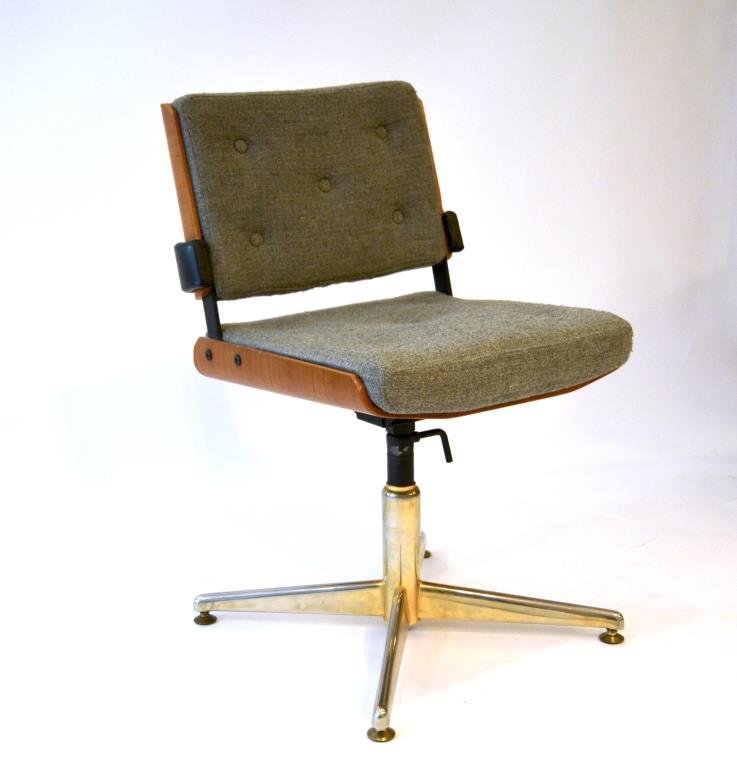 Alain Richard Mid Century Swivel Office Chair