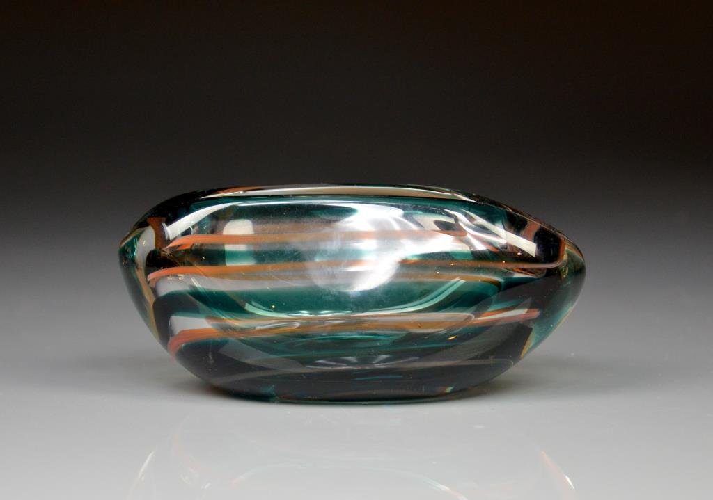 LEERDAM UNICA GLASS DISH: Designed by Floris Meydam in striped green and pink. W 15 cm. (6 in.)