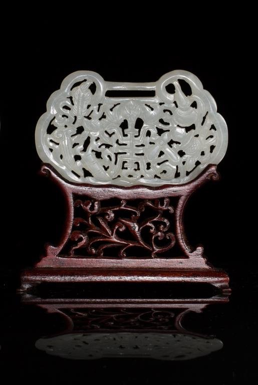 CHINESE WHITE JADE LOCK FORM RUYI PLAQUE (1 of 1)