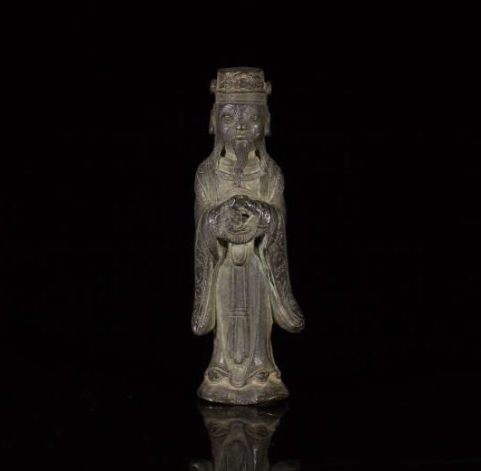 CHINESE MING BRONZE FIGURE OF A STANDING OFFICIAL (1 of 1)