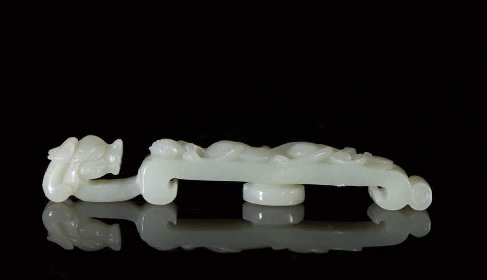 LIGHT CELADON JADE CHINESE BELT HOOK (1 of 10)