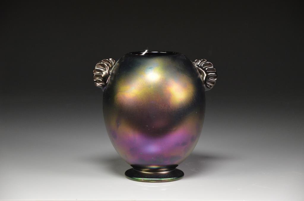AUSTRIAN IRIDESCENT GLASS VASE (1 of 2)