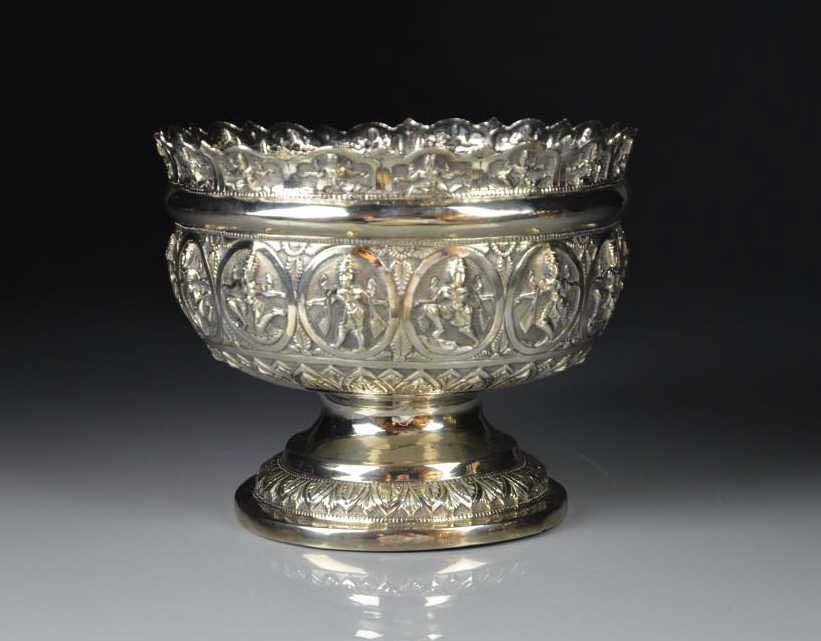 BURMESE FOOTED SILVER BOWL (1 of 2)
