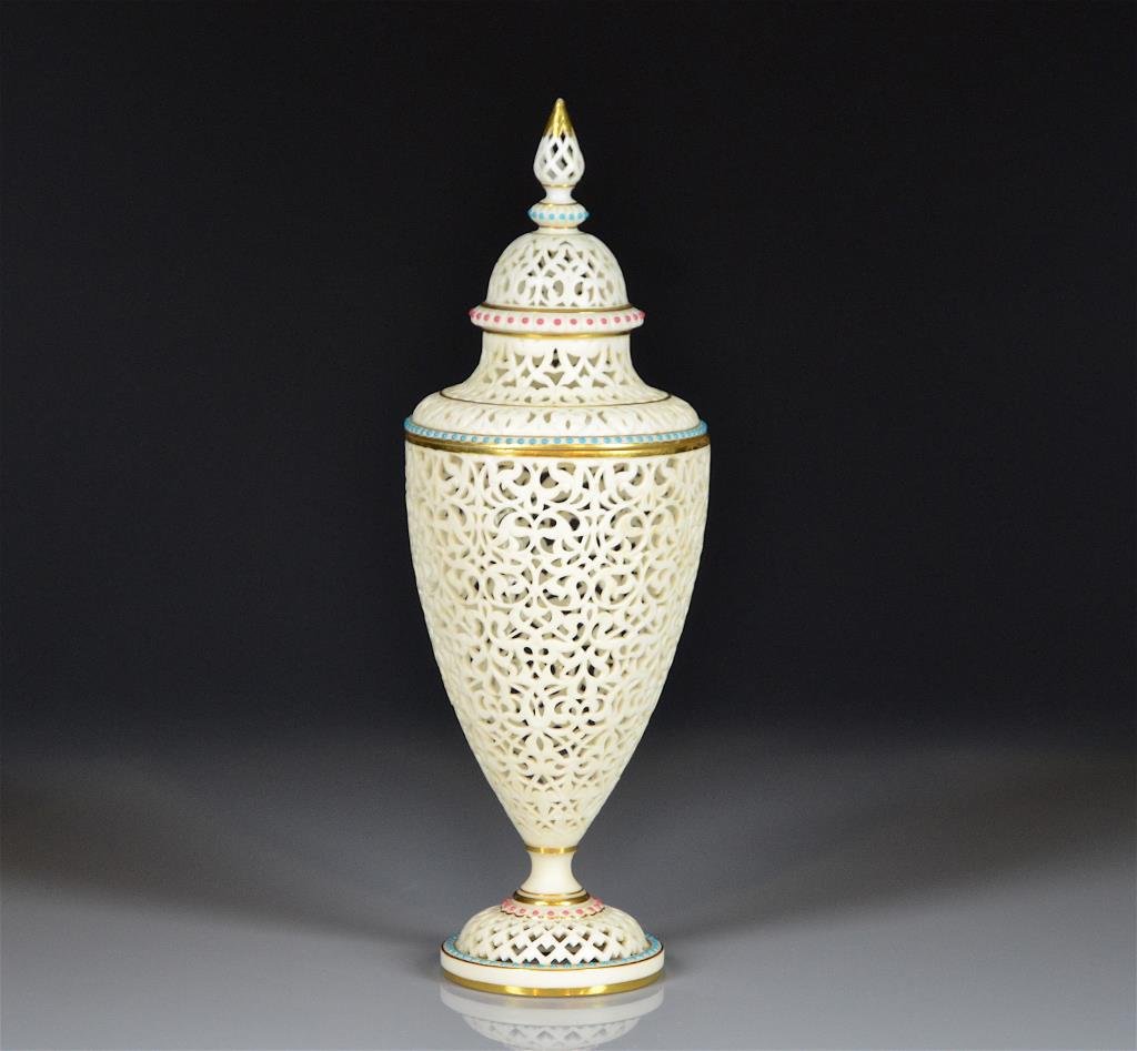 ROYAL WORCESTER RETICULATED COVERED VASE (1 of 7)
