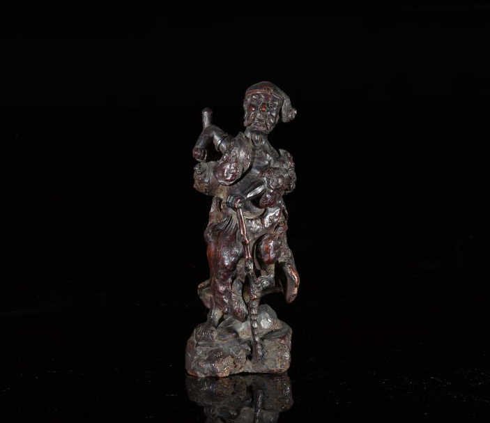 CHINESE CARVED ROOT WOOD FIGURE (1 of 4)
