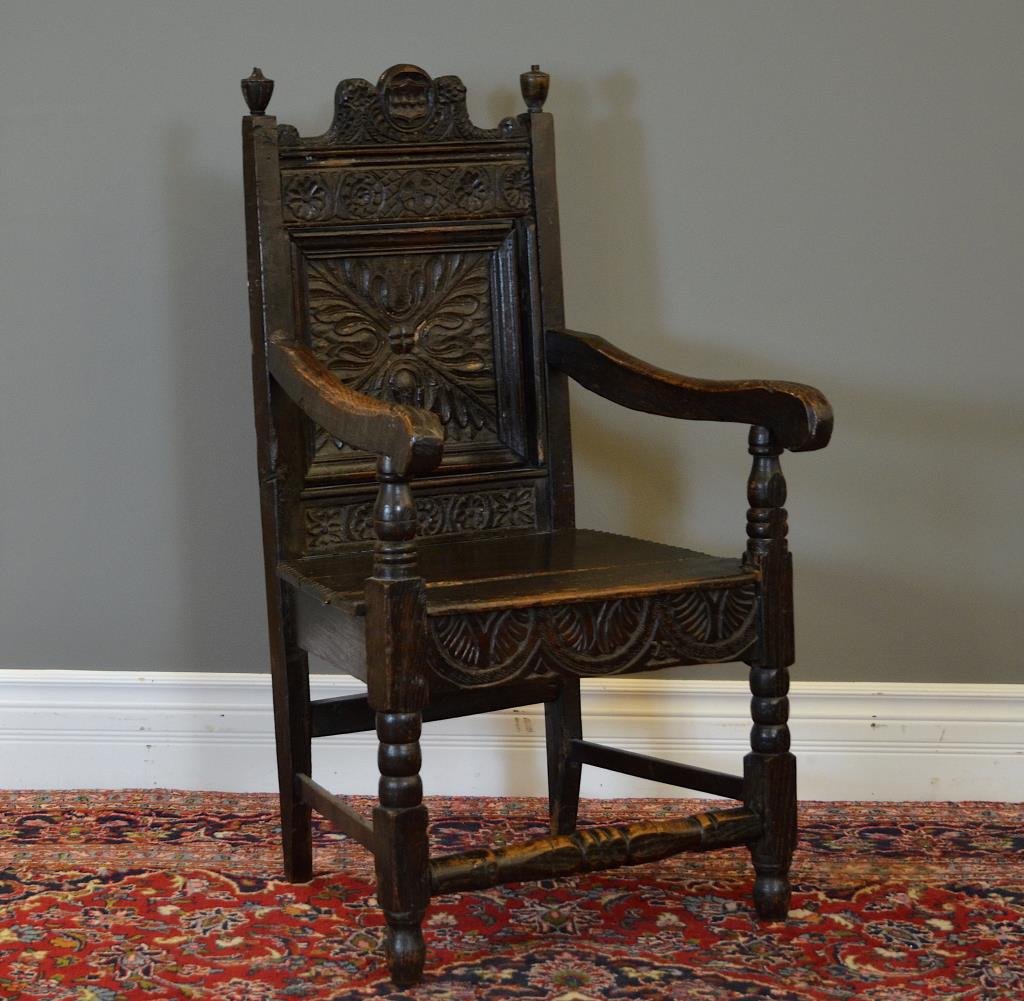 AN EARLY SCOTTISH WAINSCOT CHAIR (1 of 1)