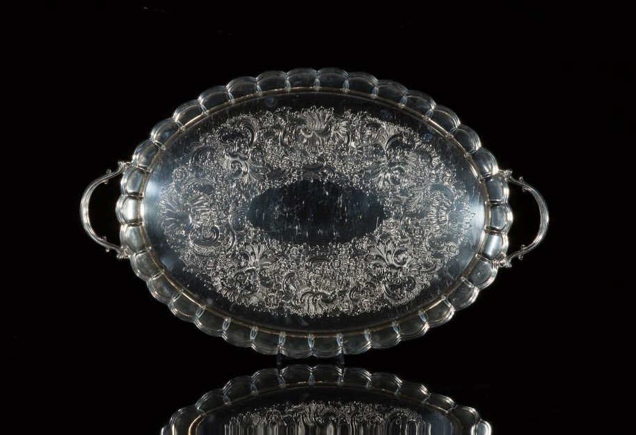 ENGLISH SILVER SERVING TRAY (1 of 4)
