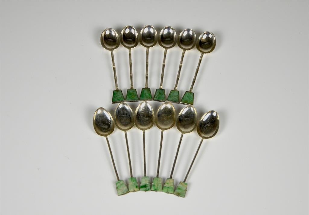 TWELVE CHINESE EXPORT SILVER TEASPOONS (1 of 6)