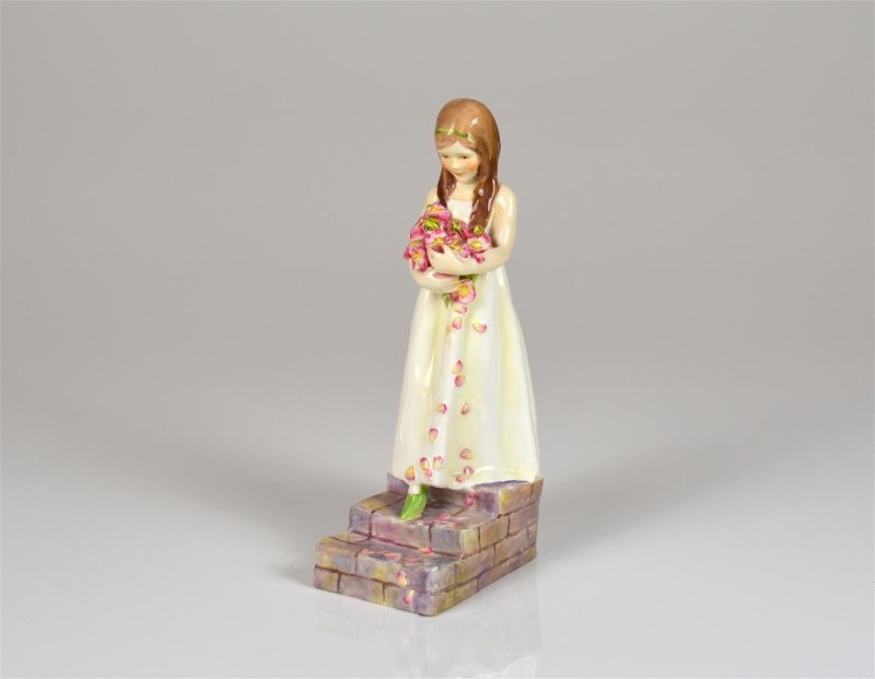ROYAL WORCESTER THE BRIDESMAID FIGURE: Porcelain figure # 3224, 1940, modeled by F.G. Doughty, H. 21cm (8 1/4 in.)