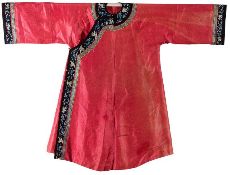 CHINESE QING DYNASTY PINK GROUND LADY'S ROBE (1 of 2)