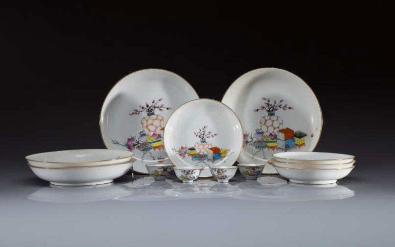 SET OF TWELVE REPUBLICAN FAMILLE ROSE PORCELAINS (1 of 1)