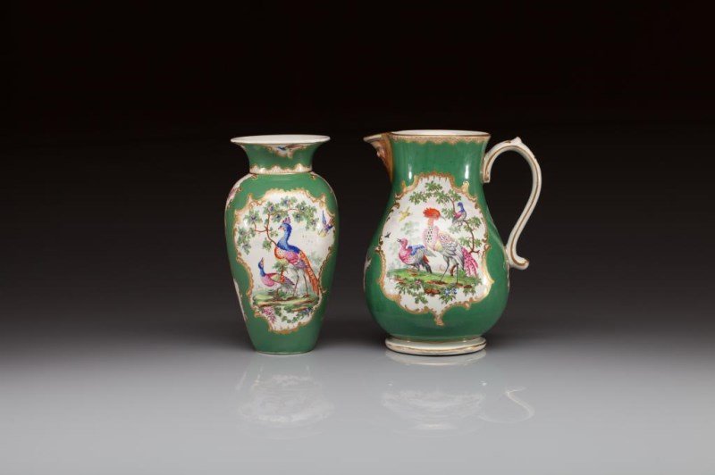 TWO PIECES OF EARLY WORCESTER PORCELAIN (1 of 1)