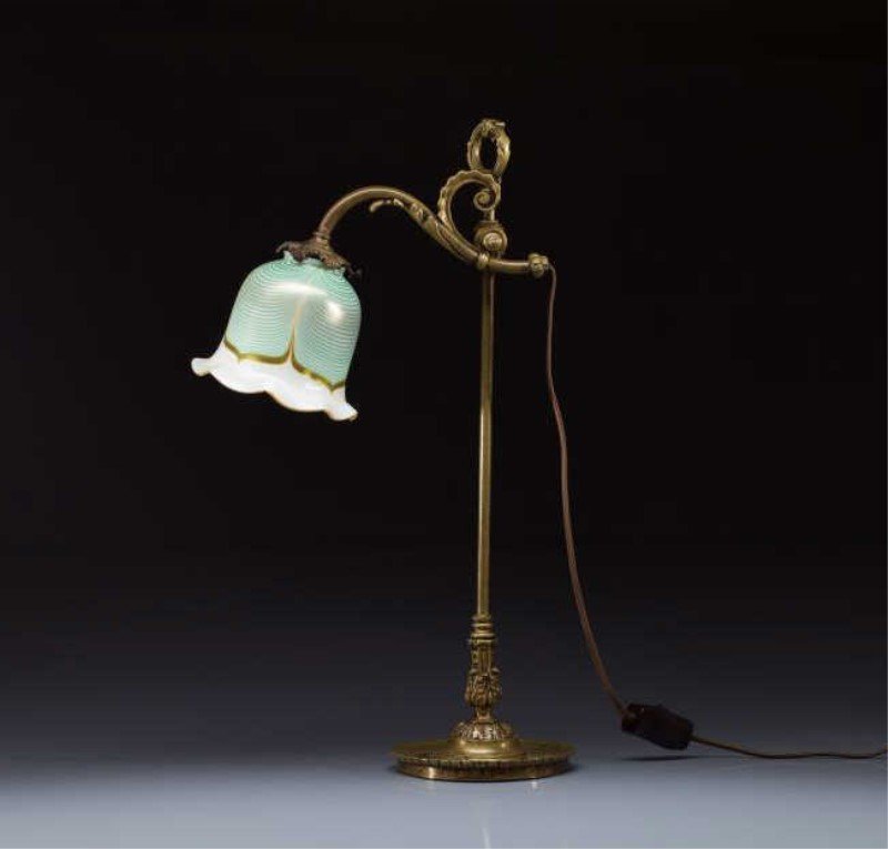 TIFFANY STYLE BRONZE STUDENT'S LAMP (1 of 1)