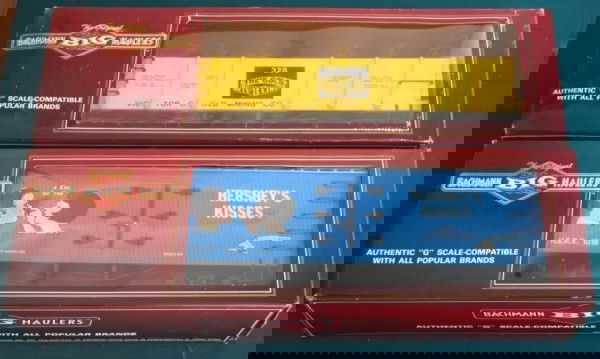 Gondola and Hershey's Reefer Bachmann G Scale: This lot contains 2 Bachmann Big Haulers No. 93747 High Side Gondola (Victor Gold Mining) and No.93252 Hershey's Kisses Billboard Reefer. Both of the cars come in original boxes and appear to be in go