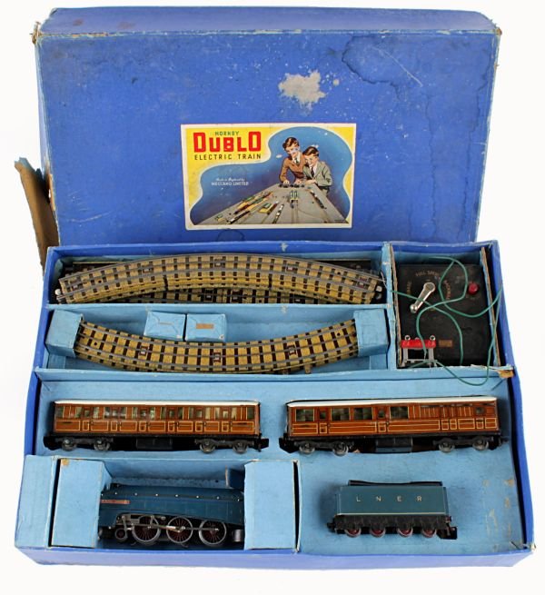 A Hornby Dublo No.EDP1, Passenger Train set, comp