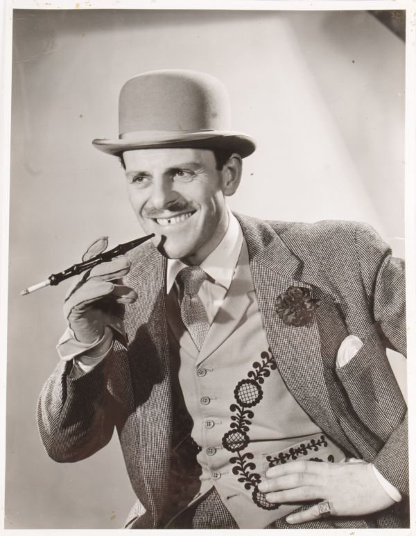 Photographs - FILM, THEATRE MUSIC. A collection