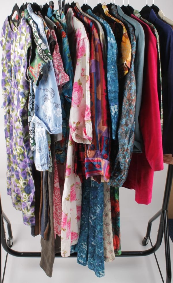 A quantity of vintage clothing, circa 1940s to 198