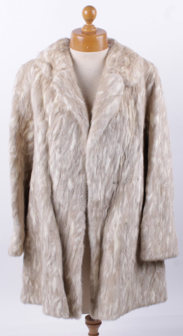 A collection of assorted vintage fur, including a - 2