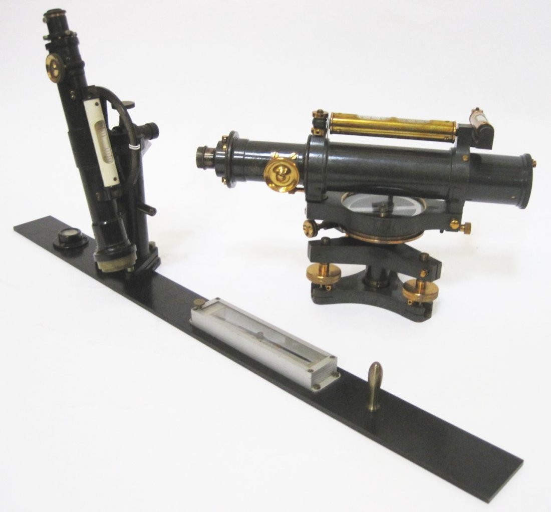 A surveyor's plane table by Hildebrand-Reiss; and a: A surveyor's plane table by Hildebrand-Reiss; and a Stanley surveying sight, gun metal and brass, (2).