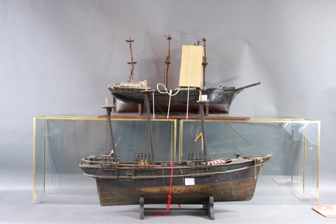 Pair of antique barque ship models: Old pair of model boats including the spare rigged clipper SOUTHERN CROSS of Boston and a second boat model of a square rigger with copper sheathed hull. Both missing parts.