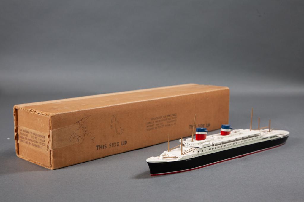 Van Ryper America -United States Lines or NGI: Waterline marked Van Ryper wood ship model mounted on plaque, 11 1/2" length