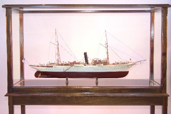 Museum quality model of the Presidential steam ya: Fine model with planked deck. Details include raised mahogany cabin work, numerous skylights, ventilator funnels, winches, anchors etc... Nine, highly detailed lifeboats and launches hang from brass d