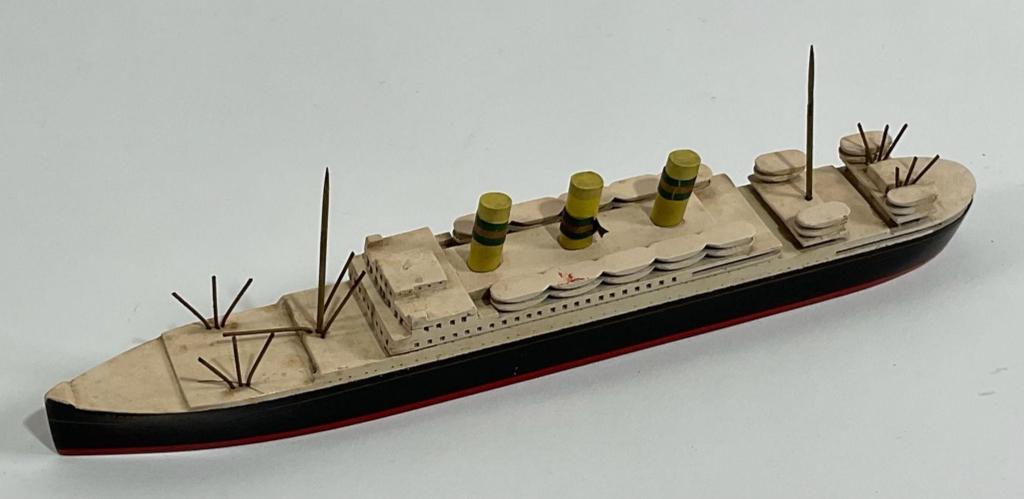 Ocean Liner Statendam Model by Van Ryder (1 of 6)