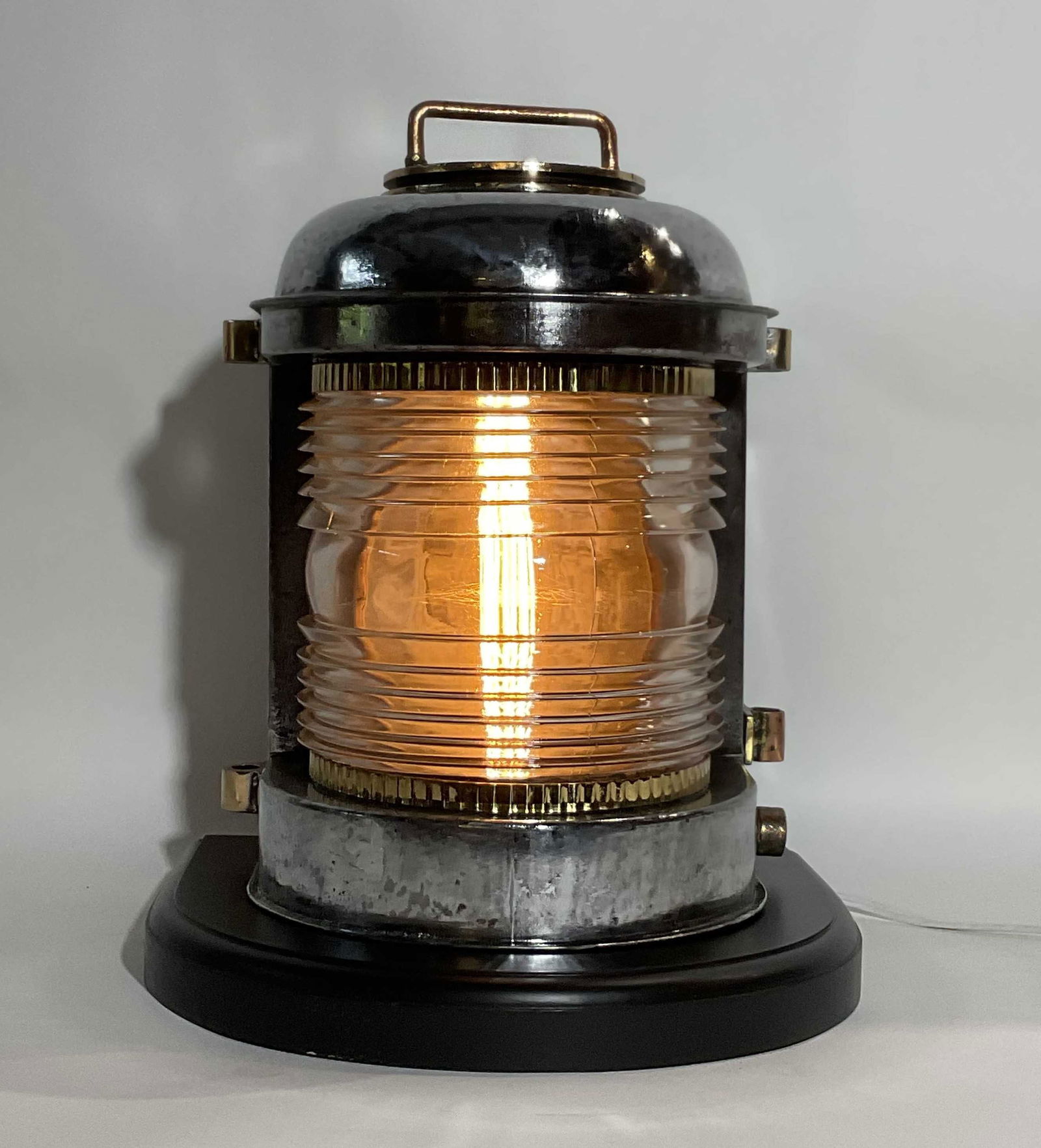 Ships Masthead Lantern With Fresnel Lens (1 of 5)