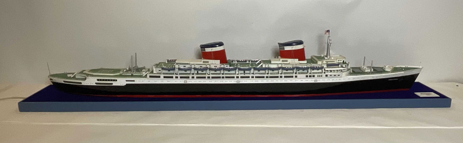 S.S. United States Travel Agency model (1 of 20)
