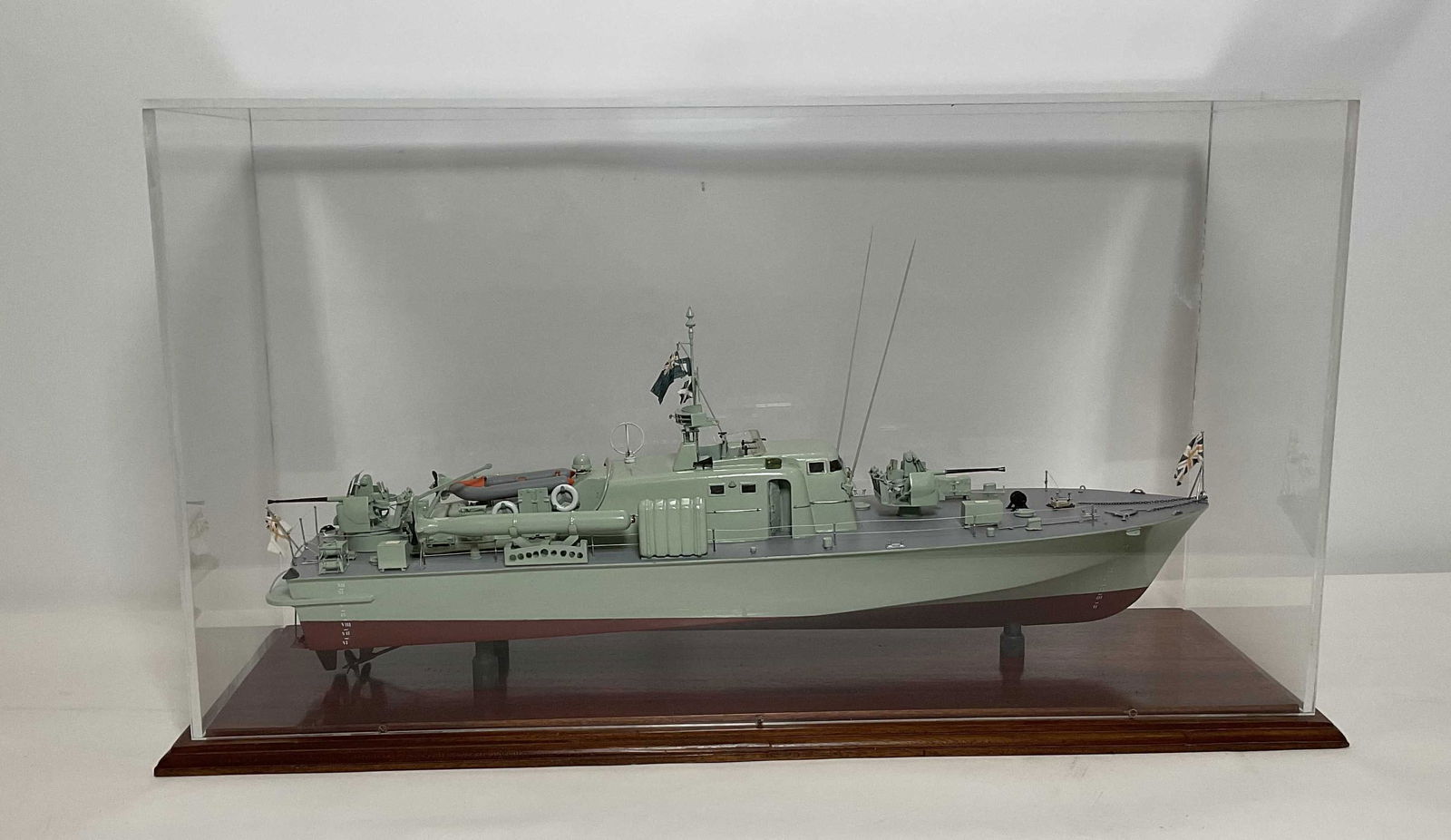 Vosper Thorneycraft Fast patrol boat full hull model: Vosper Thorneycraft Fast patrol boat full hull model in a case 27" long x 9 1/2" wide x 15" high. Originally made by Bassett-Lowke, this model received additional extreme detailing by C.K. Wakefield w